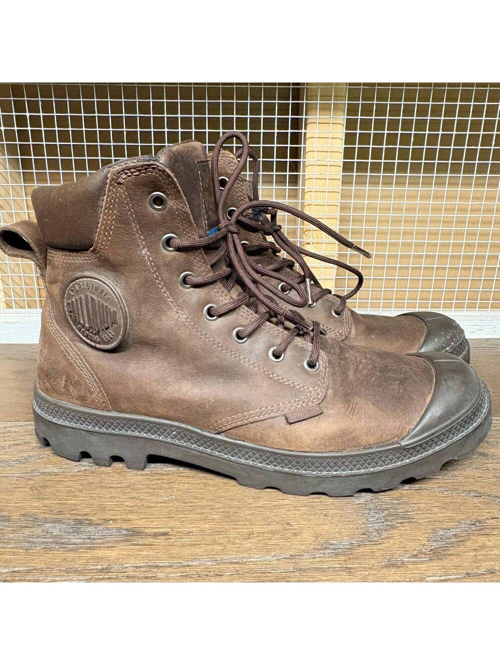 Palladium Brown Leather Waterproof Combat Boots Men's Size 9 Women's 10.5